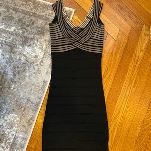 Black and gold dress 🖤
